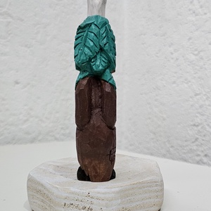  Doamna Spirit al Copacilor � Figurină din Lemn Sculptată și Pictată Manual - jucării și echipamente pentru copii - accesorii sport - accesorii pentru alte jocuri și sporturi - Artynos.ro