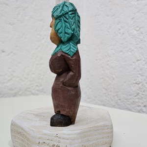  Doamna Spirit al Copacilor � Figurină din Lemn Sculptată și Pictată Manual - jucării și echipamente pentru copii - accesorii sport - accesorii pentru alte jocuri și sporturi - Artynos.ro