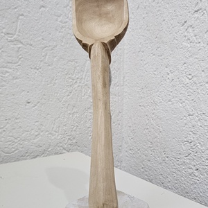 Lingură Artizanală din Lemn de Plop � Lucrată Manual - casă & stil de viață - echipamente de bucătărie - accesorii de servire - linguri și furculițe artizanale - Artynos.ro