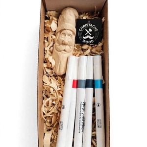 Kit Creativ Moș Crăciun din Lemn � Decorează-l Singur + 5 Carioci Acrilice - crăciun - cadouri de moș crăciun - cadouri de moș crăciun - Artynos.ro