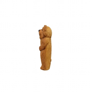 Ursuleț din Lemn � Sculptat și Pictat Manual - jucării și echipamente pentru copii - accesorii sport - accesorii pentru călărit - Artynos.ro