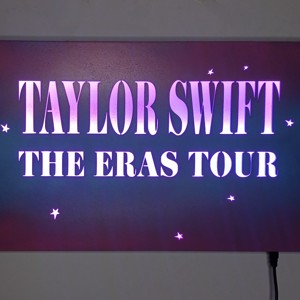 Taylor Swift - pictura murala iluminata, Casa & Stil de viata, Decoratiuni de casa, Picturi murale, Arta de perete din lemn, , ARTYNOS