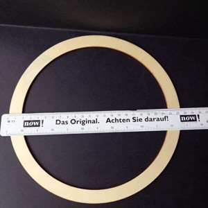 Coroană din lemn natural de 15 cm, material decorativ  -  - Artynos.ro