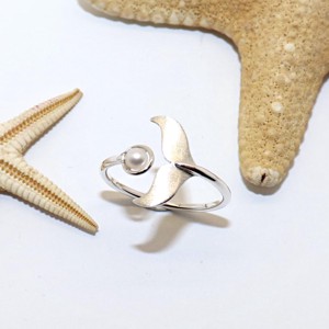 Inel de argint pentru femei, cu aripa de delfin si perla alba, marimea 62, ajustabil (EGY.291) - Artynos.ro