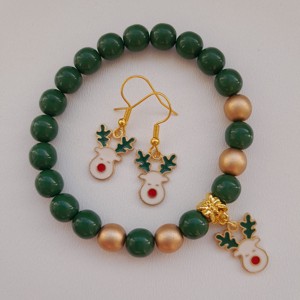 Set de bijuterii cu cerb de Craciun - bratara, cercei - Artynos.ro