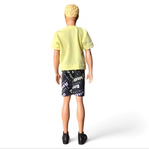 Tricou pentru băieți, tricou Ken, cu model de pantofi de sport � îmbrăcăminte pentru păpuși de tip Barbie (f007st) - jucării și echipamente pentru copii - jucării și accesorii pentru copii - haine de barbie - Artynos.ro