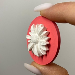 Martisor brosa - Floare 3D - Artynos.ro