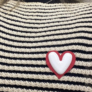 Mărțișor broșă - Inimi - bijuterii - mărțișor - Artynos.ro