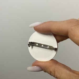 Mărțișor broșă - GINGĂȘIE - bijuterii - mărțișor - Artynos.ro