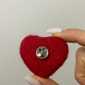 Mărțișor broșă - Inimi suprapuse - bijuterii - mărțișor - Artynos.ro