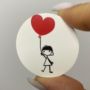 Martisor brosa - 3.5 cm - Fetita cu balonul, Bijuterii, Martisor, Ceramica, ARTYNOS