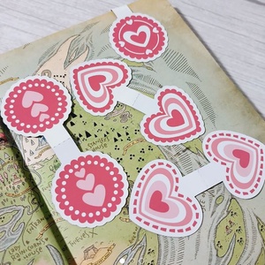 Martisor semn de carte magnetic - inima - Artynos.ro