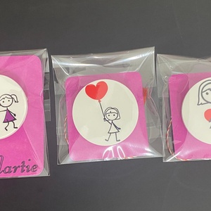 Mărțișor broșă - Fetele, mândrele - bijuterii - mărțișor - Artynos.ro