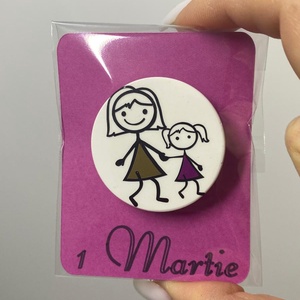 Mărțișor broșă - Fetele, mândrele - bijuterii - mărțișor - Artynos.ro