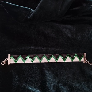 Brățară Miyuki Handmade Alb Mat, Verde Smarald și Negru, Model Geometric Zigzag - bijuterii - brățări - brățări din mărgele - Artynos.ro
