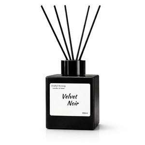 Velvet Noir � Odorizant de Camera cu Arome Intense si Elegante, Casa & Stil de viata, Lumanari, parfumuri, arome, Difuzor de arome, Altele, ARTYNOS