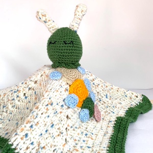 paturica de somn cu amigurumi-omida - jucării și echipamente pentru copii - jucării și accesorii pentru copii - păpuși de joacă - Artynos.ro