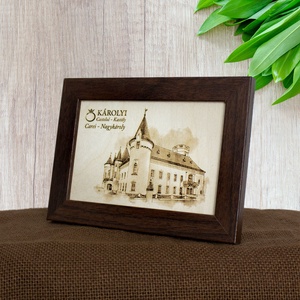 Tablou suvenir din lemn, Gravat Castelul Karolyi Carei, dimensiune 10/15, rama inclusa - casă & stil de viață - decorațiuni de casă - picturi murale - artă de perete din lemn - Artynos.ro