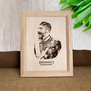 Tablou suvenir din lemn, gravat, Ferdinand I al Romaniei, dimensiune 15/20 cm, rama inclusa, Casa & Stil de viata, Decoratiuni de casa, Picturi murale, Arta de perete din lemn, Fotografie, grafica, desen, ilustratie, Gravare, pirogravura, ARTYNOS