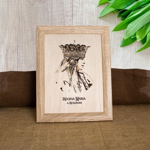 Tablou suvenir din lemn, gravat, Regina Maria a Romaniei, dimensiune 15/20 cm, rama inclusa, Casa & Stil de viata, Decoratiuni de casa, Picturi murale, Arta de perete din lemn, Fotografie, grafica, desen, ilustratie, Gravare, pirogravura, ARTYNOS