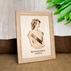Tablou suvenir din lemn, gravat, Regina Elisabeta a Romaniei, dimensiune 15/20 cm, rama inclusa - casă & stil de viață - decorațiuni de casă - picturi murale - artă de perete din lemn - Artynos.ro