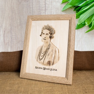 Tablou suvenir din lemn, gravat, Regina Mama Elena, dimensiune 15/20 cm, rama inclus - casă & stil de viață - decorațiuni de casă - picturi murale - artă de perete din lemn - Artynos.ro
