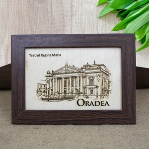 Tablou suvenir din lemn, gravat, Teatrul Regina Maria dimensiune 10 x 15 cm, rama inclusa, Casa & Stil de viata, Decoratiuni de casa, Picturi murale, Arta de perete din lemn, Fotografie, grafica, desen, ilustratie, Gravare, pirogravura, ARTYNOS
