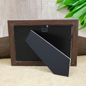 Tablou suvenir din lemn, gravat, Teatrul Regina Maria dimensiune 10 x 15 cm, rama inclusa - casă & stil de viață - decorațiuni de casă - picturi murale - artă de perete din lemn - Artynos.ro