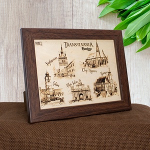 Tablou suvenir din lemn, gravat, Visit Transylvania, dimensiune 13/18, rama inclusa - casă & stil de viață - decorațiuni de casă - picturi murale - artă de perete din lemn - Artynos.ro