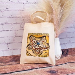 Sacosa din bumbac, suvenir, Muzeul Orasului Oradea, Cetatea Oradea, dimensiune 22 x 26 cm, Genti si portofele, Geanta pentru cumparaturi, Totebaguri, Fotografie, grafica, desen, ilustratie, Tesatura, ARTYNOS