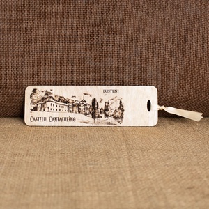 Semn de carte suvenir, din lemn, gravat, Castelul Cantacuzino, Busteni - Artynos.ro