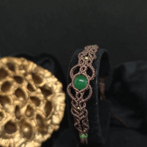 Bratara macrame cu piatra de agat - bijuterii - brățări - brățări împletite - Artynos.ro