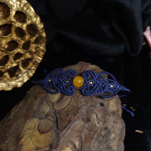 Bratara micro-macrame cu jad galben - bijuterii - brățări - brățări împletite - Artynos.ro