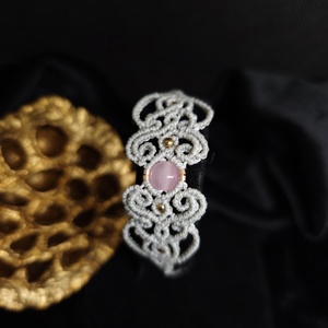 Bratara micro-macrame cu jad galben - bijuterii - brățări - brățări împletite - Artynos.ro