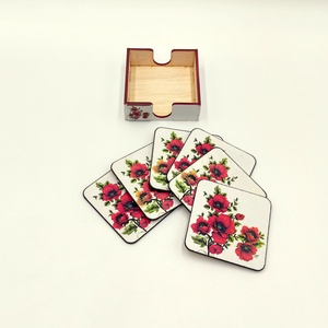Set sase suporti pahare din mdf de 9 x 9 cm, design alb cu maci rosii si cutie depozitare de 10 x10 x 3,5 cm  - casă & stil de viață - accesorii pentru echipamente de bucătărie - accesorii de servire - suporturi pahare - Artynos.ro