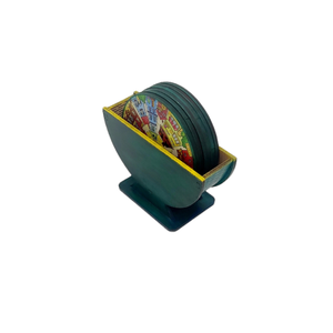 Set 6 suporti rotunzi de pahare de 9 cm si cutie depozitare, verde, orasel de poveste 3 - casă & stil de viață - accesorii pentru echipamente de bucătărie - accesorii de servire - suporturi pahare - Artynos.ro