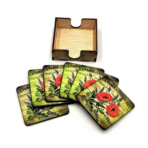 Set sase suporti pahare din mdf de 9 x 9 cm, cu cutie, design vintage cu lavanda si maci, Casă & Stil de viață, Accesorii pentru echipamente de bucătărie, Accesorii de servire, Suporturi pahare, Decoupage, transfer și tehnici șervețel, ARTYNOS