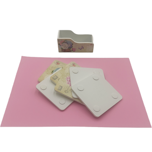 Set sase suporti patrati de pahare din lemn de 10 cm cu cutie de depozitare, desene cu hortensii, multicolori - casă & stil de viață - accesorii pentru echipamente de bucătărie - accesorii de servire - suporturi pahare - Artynos.ro