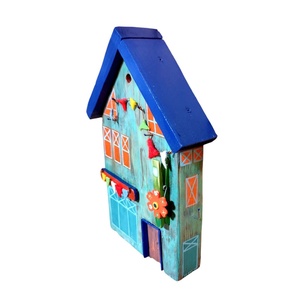 Casuta decorativa/ suport chei, model cu stegulete - casă & stil de viață - accesorii pentru decorat casa - decorațiuni de pereți, decorațiuni suspendate - suport pentru chei - Artynos.ro