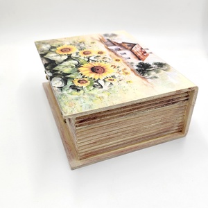 Cutie lemn tip carte, floarea soarelui si casa, decorata si vopsita manual, unicat, 4456 - bijuterii - suporturi bijuterii și cutie bijuterii - cutii de bijuterii - Artynos.ro