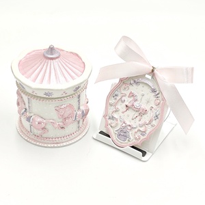 Set decorativ de Craciun pictat manual, carusel alb roz perlat, 4559 - Artynos.ro