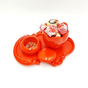 Set decorativ rosu cu recipient tip macaron si suport lalea 4578 - casă & stil de viață - seturi de cadou - Artynos.ro