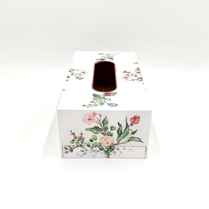 Cutie din lemn pentru servetele model floral, CS003 - casă & stil de viață - organizare & depozitare - suport batiste - Artynos.ro