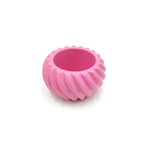 Recipient rotund roz, turnat manual, vopsit si lacuit 46272, Casa & Stil de viata, Decoratiuni de casa, Decoratiuni de masa si rafturi, Boluri decorative, Ceramica, Obiecte pictate, ARTYNOS