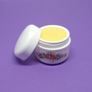 Parfum solid cu Iasomie - casă & stil de viață - lumânări, parfumuri, arome - ceară parfumată - Artynos.ro