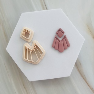 Set decupatoare / cuttere boho lut polimeric #0021, Accessorii si unelte, Unelte, instrumente, Unelte de taiere, , Set decupatoare / cuttere boho lut polimeric

Dimensiune decupaj: 
Partea 1: 1.4cm x 1.6cm (lungime..., ARTYNOS
