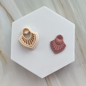 Decupator / Cutter boho lut polimeric #0024, Accessorii si unelte, Unelte, instrumente, Unelte de taiere, , Decupator / Cutter boho lut polimeric

Dimensiune: 3.5cm (inaltime), ARTYNOS