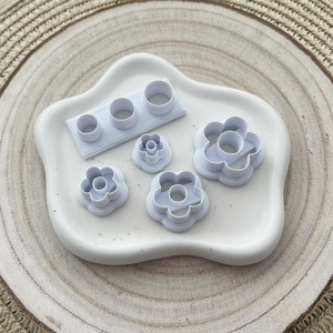 Set decupatoare / Cuttere florale lut polimeric #0078 - accessorii și unelte - unelte, instrumente - unelte de tăiere - Artynos.ro