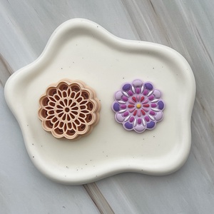 Decupator / Cutter floare mandala lut polimeric #0263, Accessorii si unelte, Unelte, instrumente, Unelte de taiere, , ARTYNOS