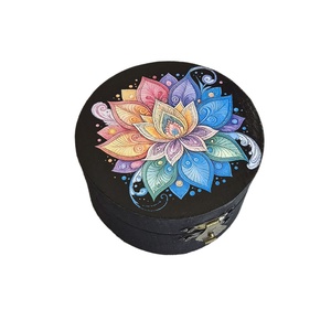 Cutie rotunda din lemn cu mandala - 103611, Bijuterii, Suporturi si cutii de bijuterii, Cutii de bijuterii, Decoupage, transfer si tehnici servetel, ARTYNOS